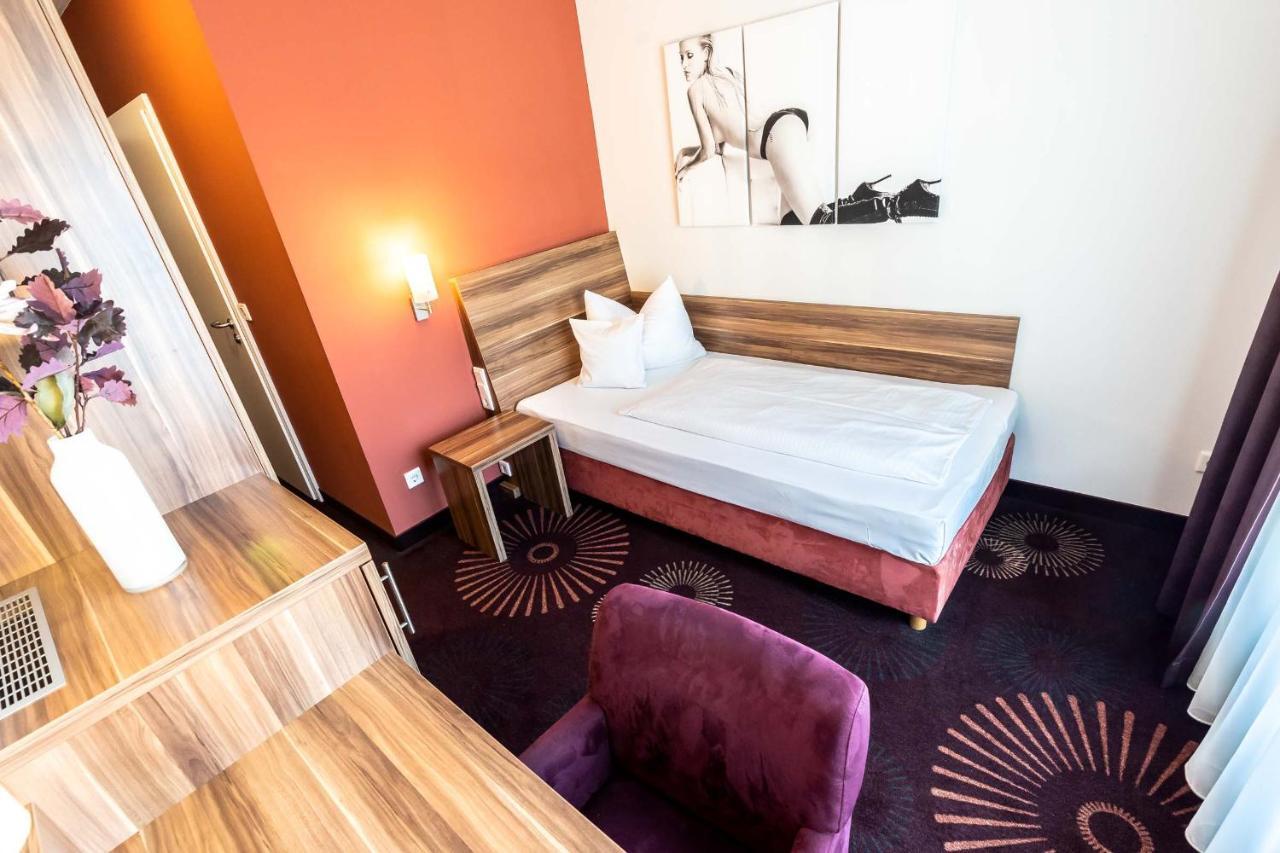 Altstadthotel Guesthouse Die Galerie Ingolstadt Zewnętrze zdjęcie